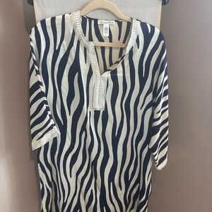 Oscar de la Renta Black and White Zebra Print Robe